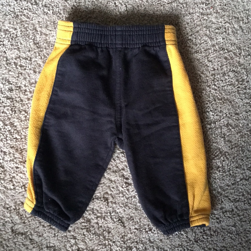 Hawkeyes sweat pants 0-3 months